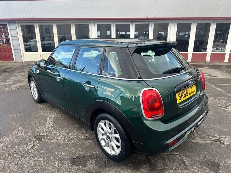 Begagnad Mini Cooper S Hatch 170 HK (125 kW) 2015 Grön Halvkombi