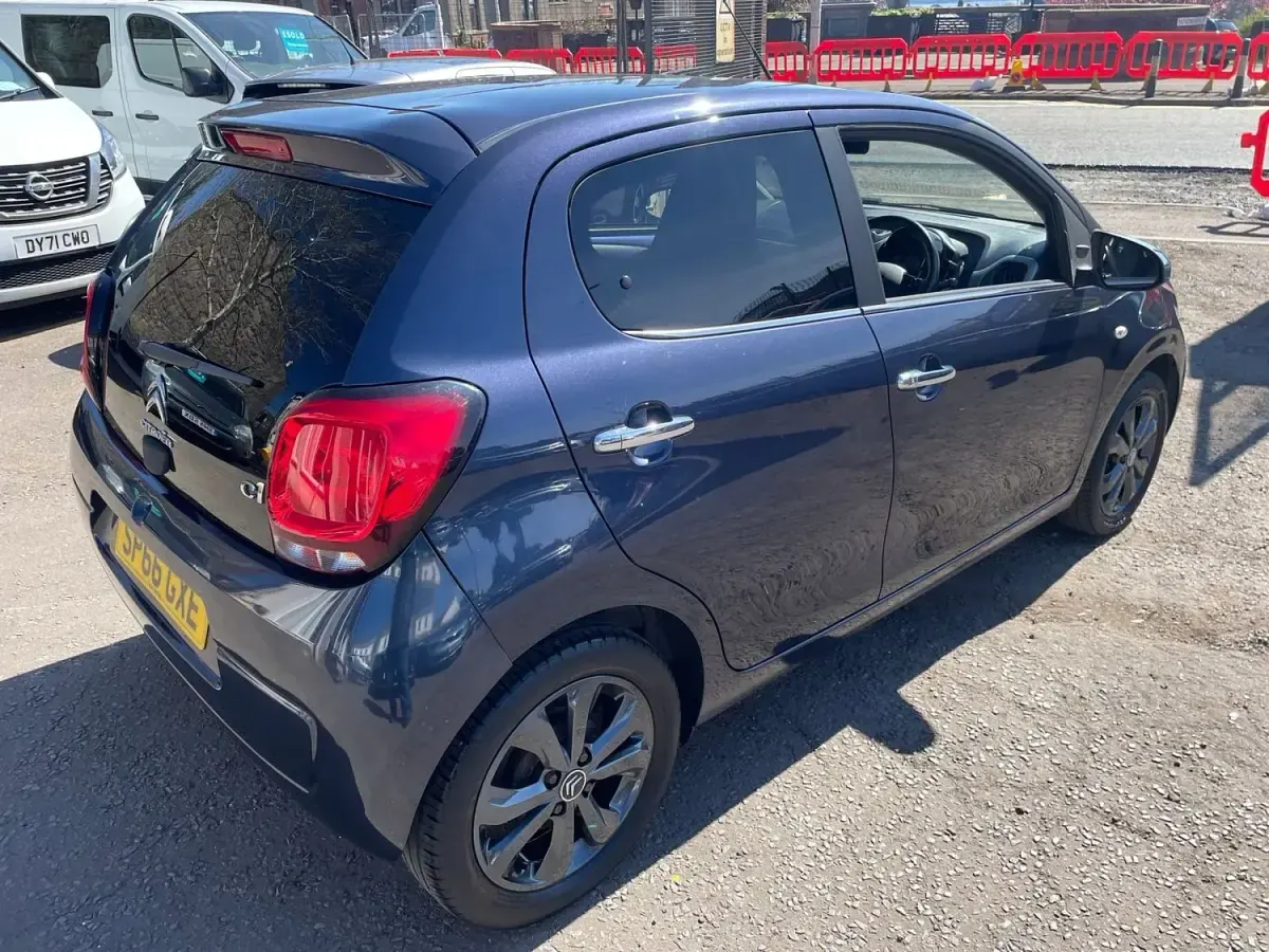 Używany Citroën C1 Flair 82 KM (60 kW) 2016 Niebieski Hatchback