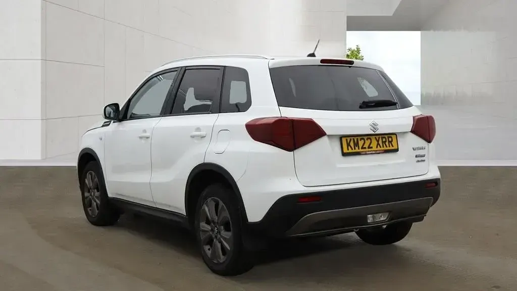 Used Suzuki Vitara SZ-T 2022 White SUV