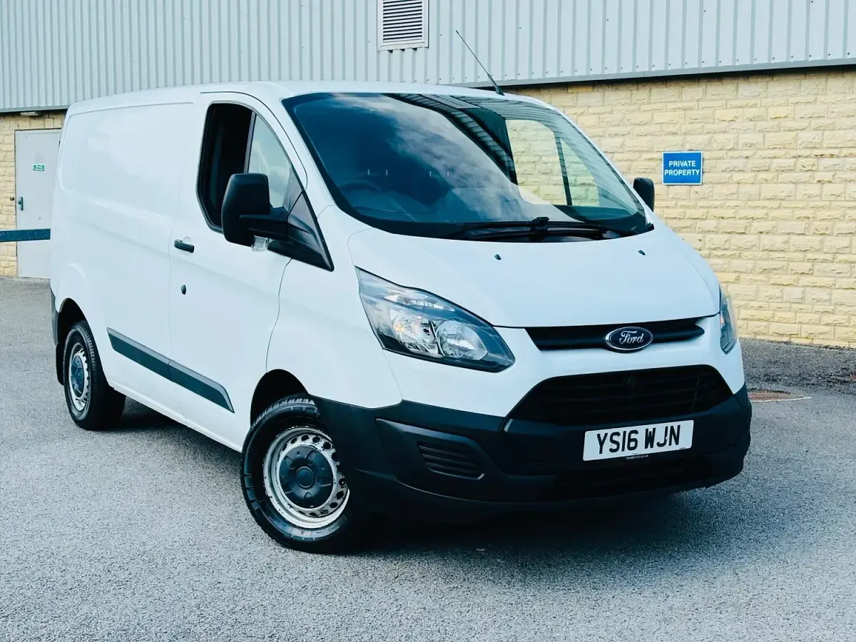 Used Ford Transit Custom 125 HP (91 kW) 2016 White Van