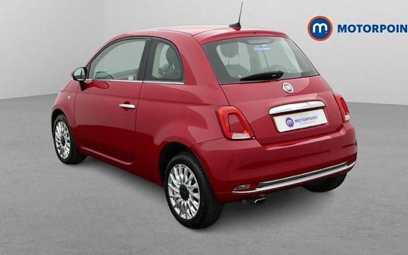Usado Fiat 500 Lounge 69 HP (50 kW) 2018 Vermelho Citadino