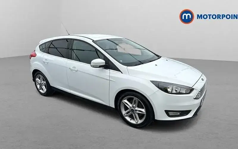 Used Ford Focus Zetec 125 HP (91 kW) 2016 Hatchback