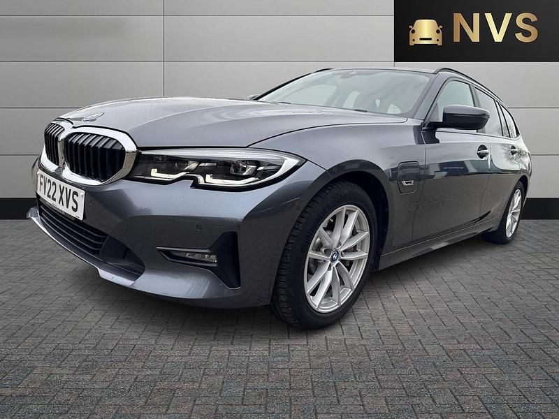 Used BMW 330e Comfort Edition 292 HP (214 kW) 2022 Grey Estate