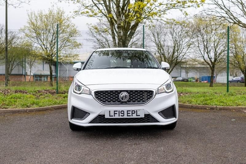 Used MG MG3 Excite 106 HP (77 kW) 2019 White Hatchback