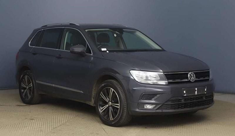Grey Used 2017 VW Tiguan SE SUV | £11,180 (A bit pricey) - Image 1/1
