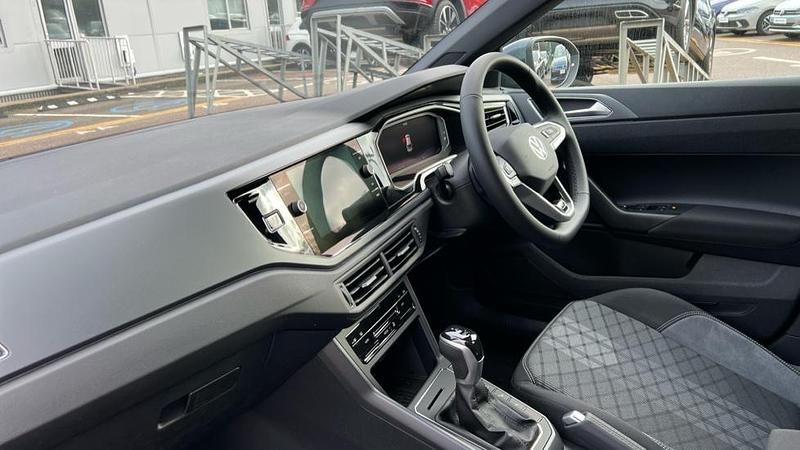 Used VW Taigo R-line 150 HP (110 kW) 2025 Deep black pearl SUV