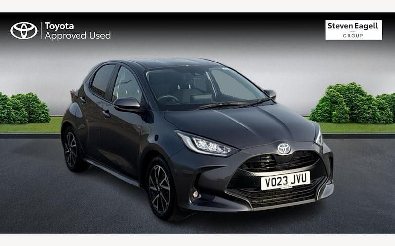 Used Toyota Yaris Hybrid Design 116 HP (85 kW) 2026 Hatchback