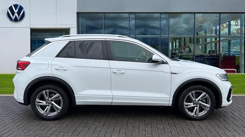 Used VW T-Roc R-line 150 HP (110 kW) 2025 Pure white SUV