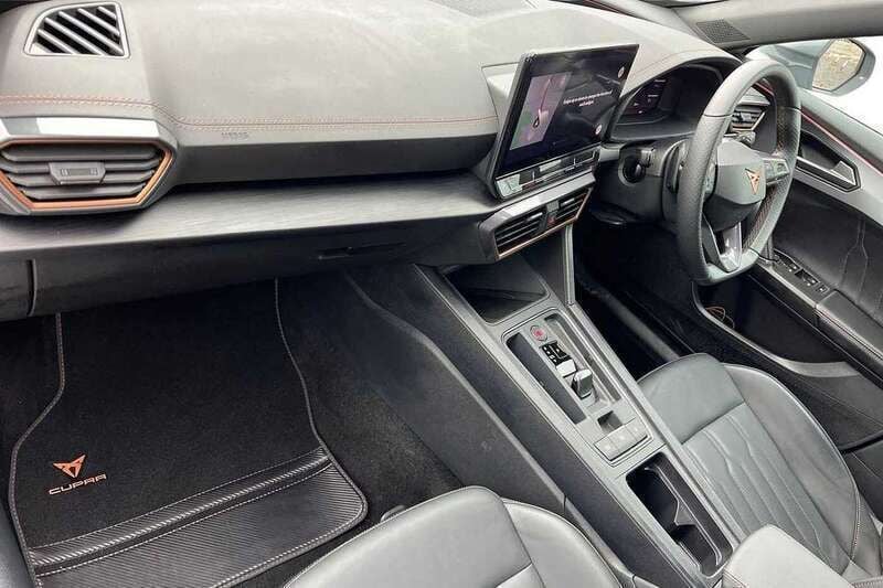 Image 2/4