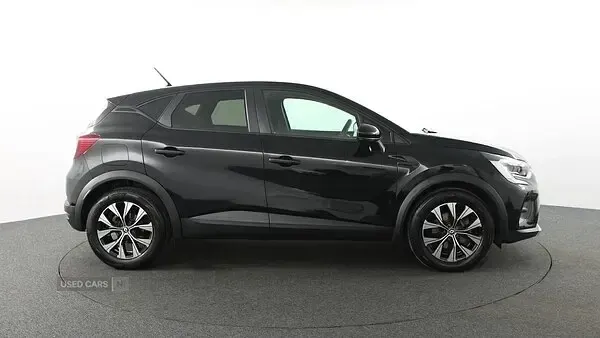Used Renault Captur Evolution 143 HP (105 kW) 2023 Black SUV