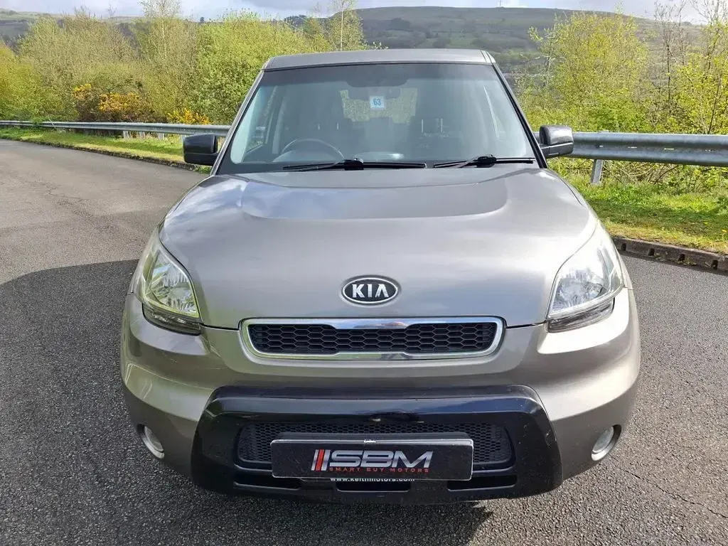 Used Kia Soul 126 HP (92 kW) 2011 Silver SUV