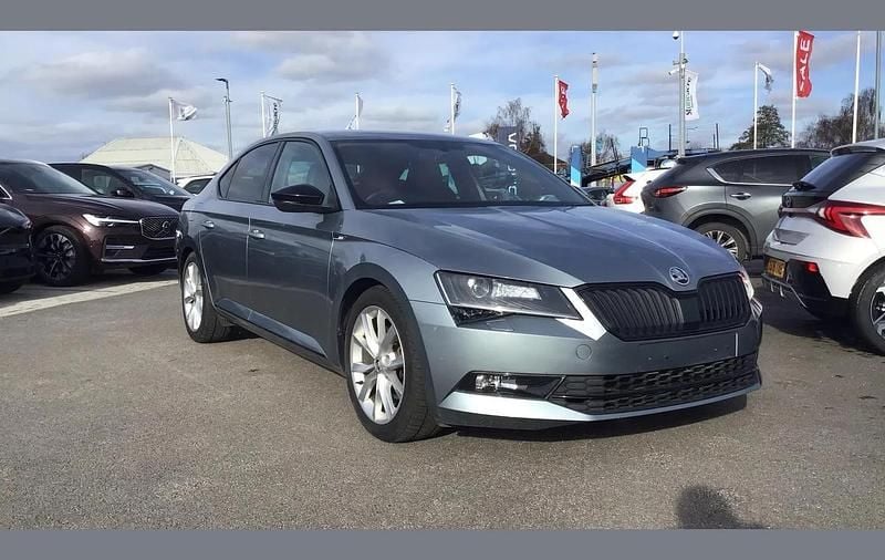 Used Skoda Superb SportLine 190 HP (139 kW) 2018 Grey Hatchback