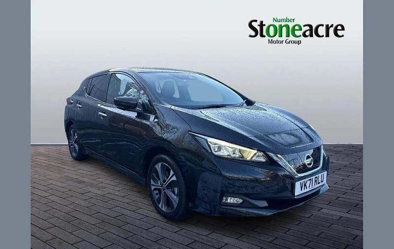 Black Used 2021 Nissan Leaf Tekna Hatchback | £12,995 (Fair price) - Image 1/4