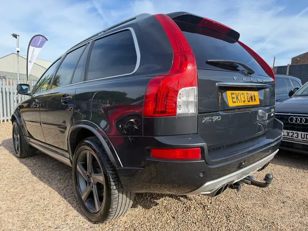 Used Volvo XC90 R-Design 200 HP (147 kW) 2013 Grey SUV