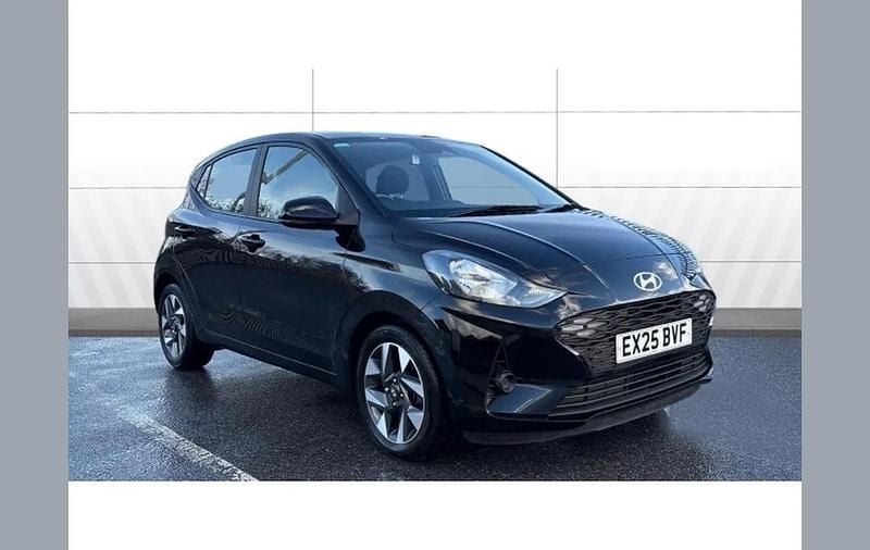 Used Hyundai i10 Advanced 63 HP (46 kW) 2025 Black Hatchback