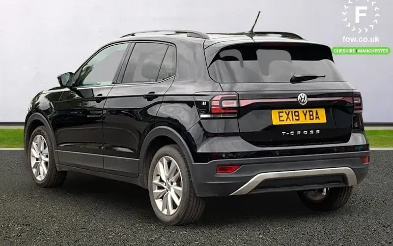 Usado VW T-Cross SE 116 CV (85 kW) 2019 Negro SUV