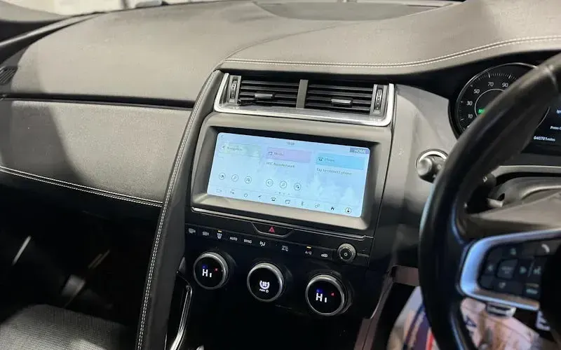 Used Jaguar E-Pace R-Dynamic 150 HP (110 kW) 2019 Black SUV