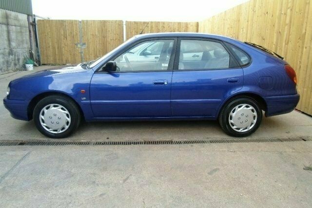 Used Toyota Corolla 1999 Hatchback