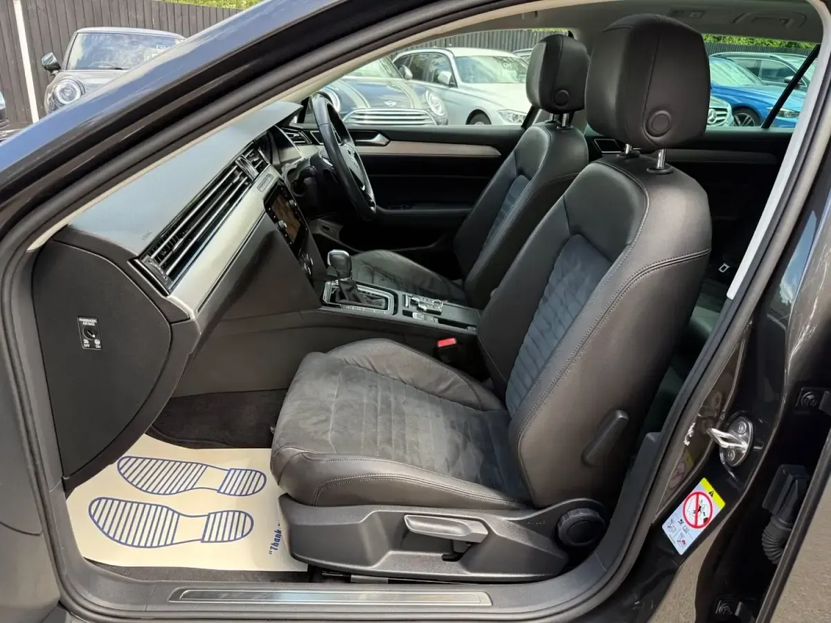 Used VW Passat GT 150 HP (110 kW) 2019 Grey Estate