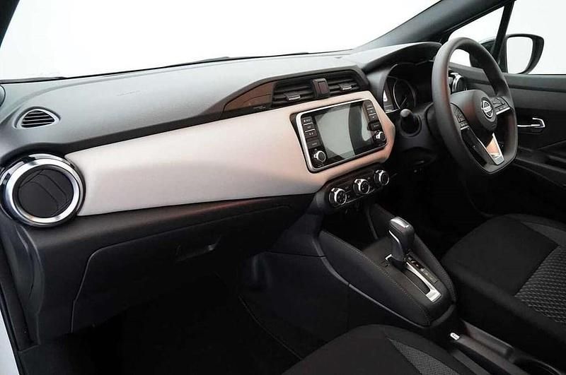 Used Nissan Micra N-TEC 99 HP (72 kW) 2021 White Hatchback