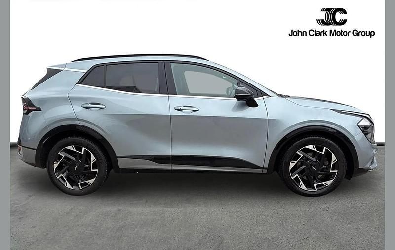 Used Kia Sportage GT-Line 157 HP (115 kW) 2024 Silver SUV