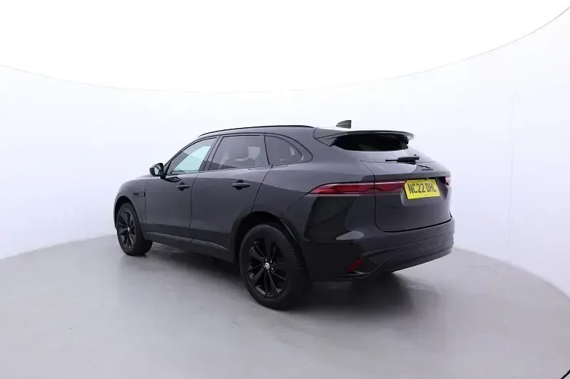 Second-hand Jaguar F-Pace R-Dynamic 404 CP (297 kW) 2022 Negru SUV