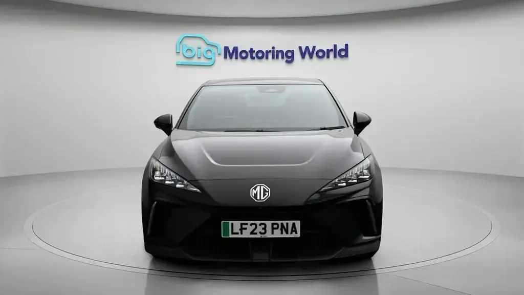 Used MG MG4 EV Trophy 319 kW (435 HP) 2023 Black Hatchback