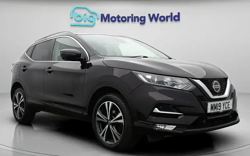 Gebraucht Nissan Qashqai N-Connecta 140 PS (102 kW) 2019 SUV