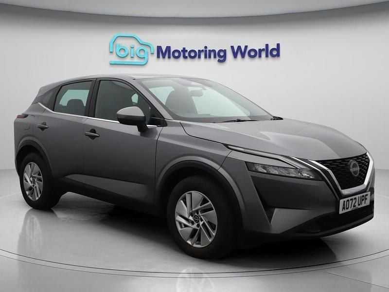 Grey Used 2022 Nissan Qashqai Acenta Premium SUV | £16,900 (Good price) - Image 1/4
