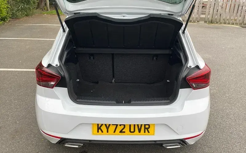 Gebraucht Seat Ibiza FR Sport 110 PS (80 kW) 2023 Weiß Kleinwagen
