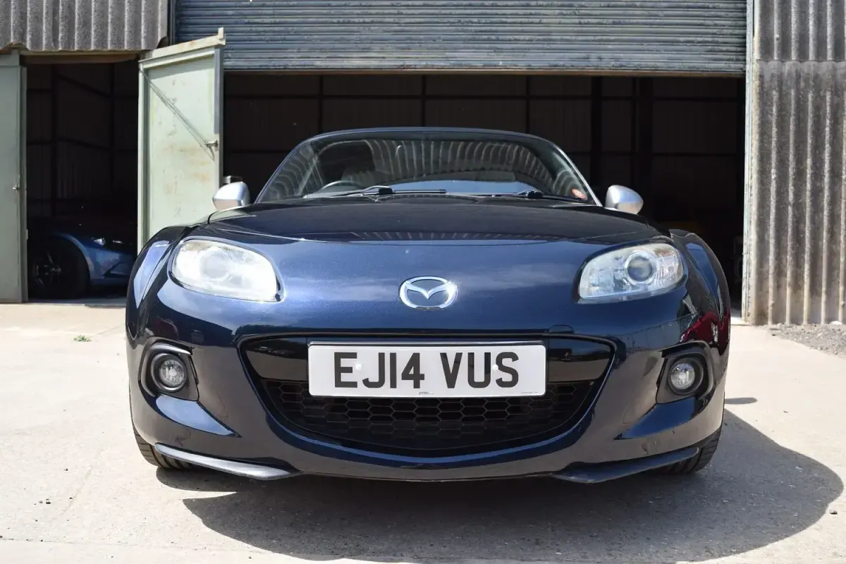 Used Mazda MX5 Edition 126 HP (92 kW) 2014 Blue Cabriolet