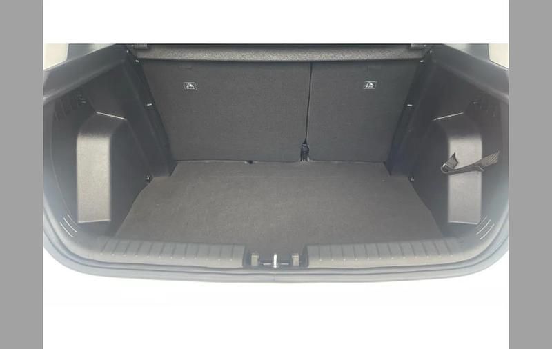 Used Hyundai Bayon Advanced 100 HP (73 kW) 2024 White SUV