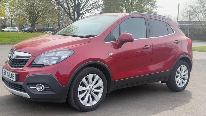 Used Vauxhall Mokka 115 HP (84 kW) 2015 Red SUV