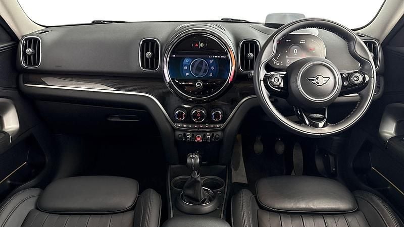 Used Mini Cooper Countryman Exclusive 134 HP (98 kW) 2020 Green SUV