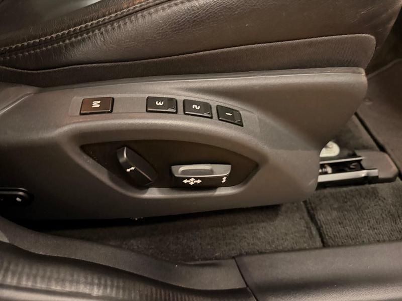 Usado Volvo XC60 SE Lux 2016 Prateado SUV