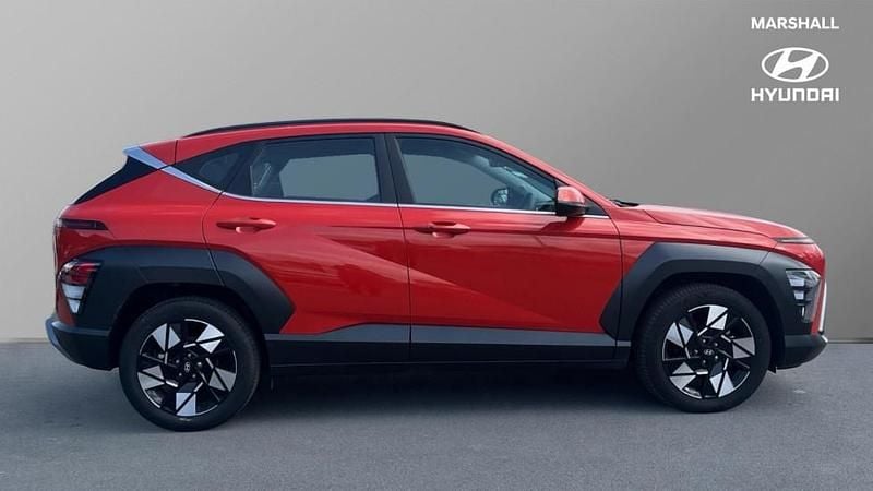 Used Hyundai Kona Advanced 129 HP (94 kW) 2025 Orange SUV