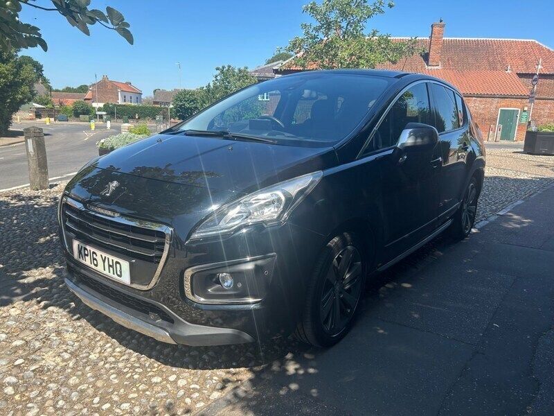 Black Used 2016 Peugeot 3008 Allure Hatchback | £5,995 (Good price) - Image 1/4