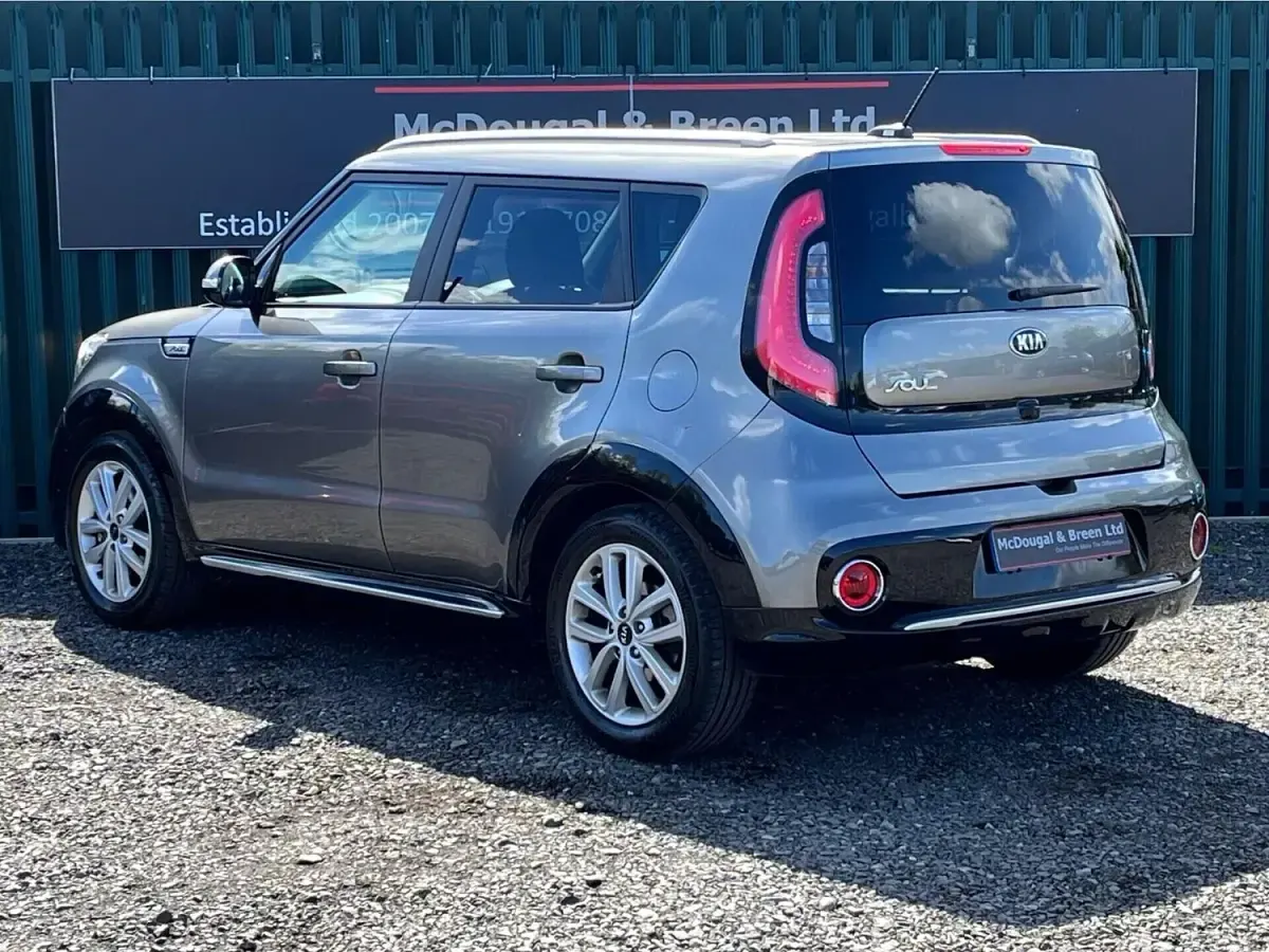 Used Kia Soul 132 HP (97 kW) 2018 Silver SUV
