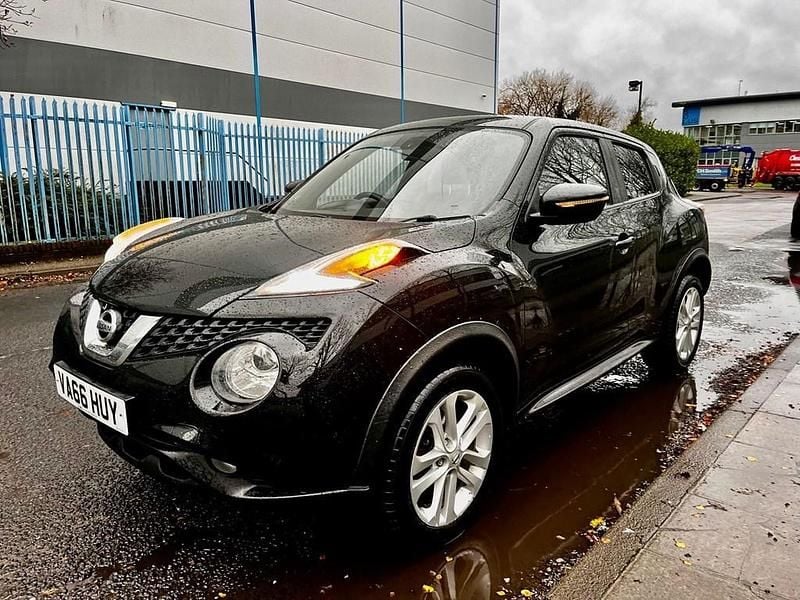 Used Nissan Juke N-Connecta 110 HP (80 kW) 2016 Black SUV