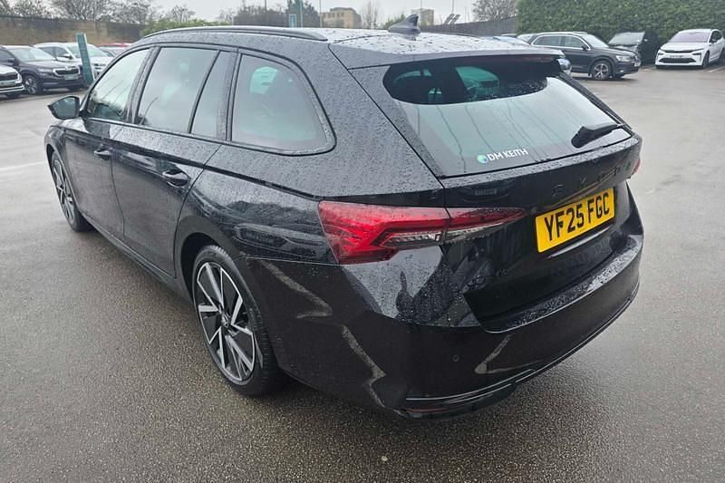 Used Skoda Octavia SportLine 110 HP (80 kW) 2025 Black Estate