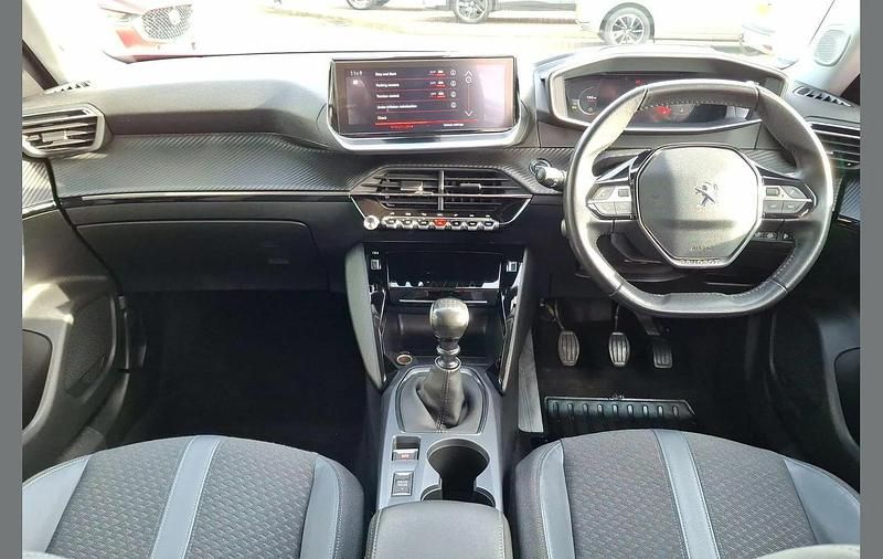 Used Peugeot 2008 Allure Premium 129 HP (94 kW) 2020 Red SUV