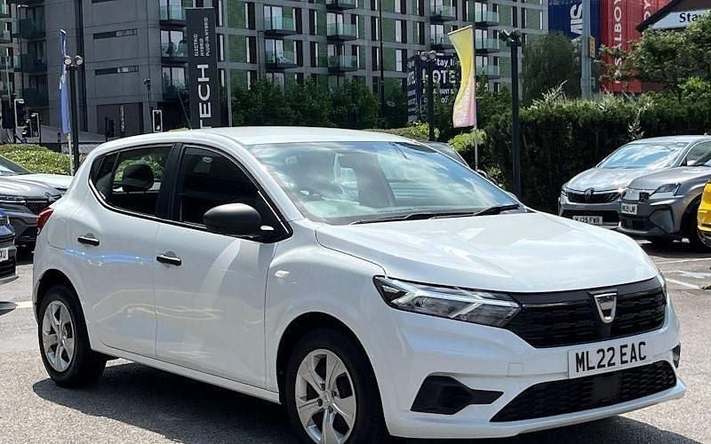 Used 2022 Dacia Sandero Essentiel Hatchback | £9,681 (Fair price) - Image 1/3