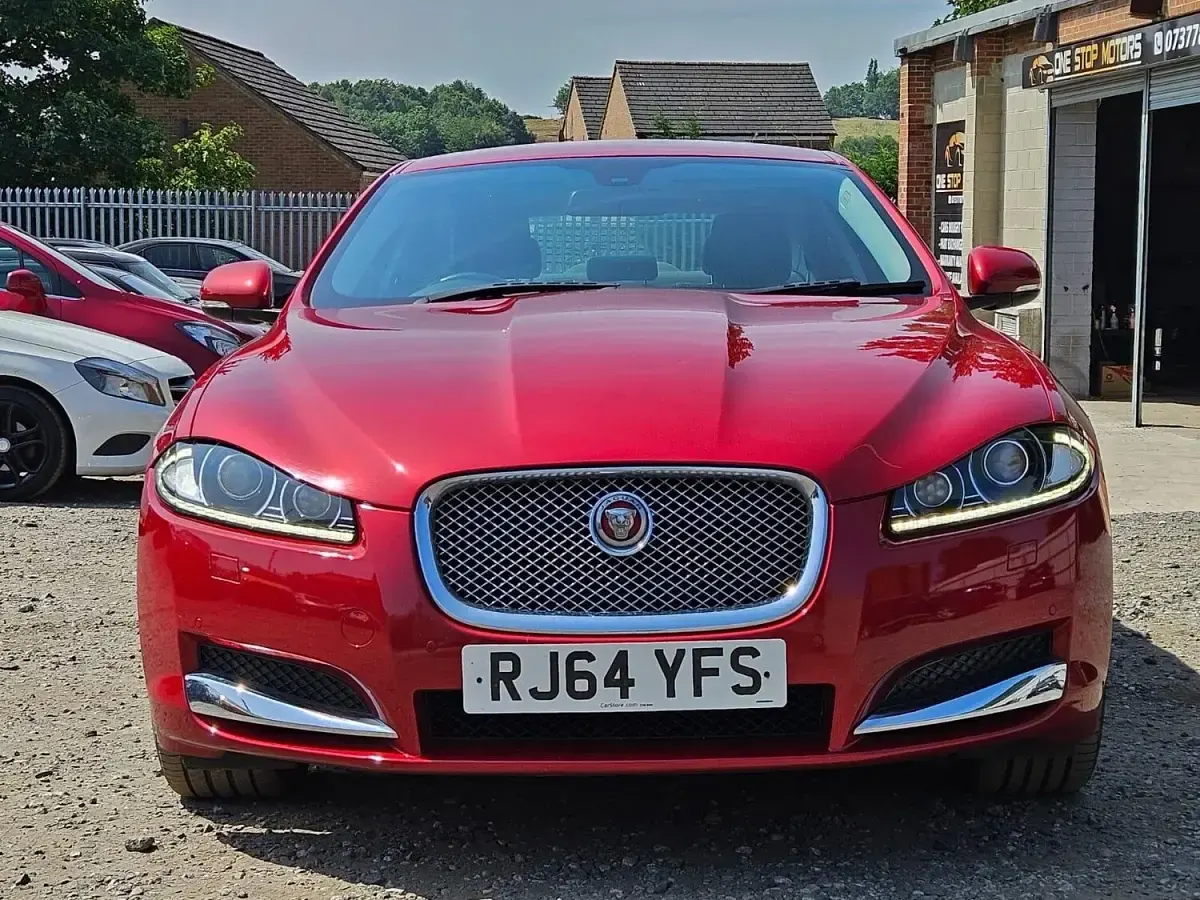 Used Jaguar XF Luxury 2015 Red Sedan