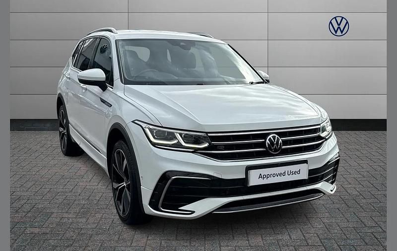 Used VW Tiguan Allspace R-line 150 HP (110 kW) 2022 White SUV