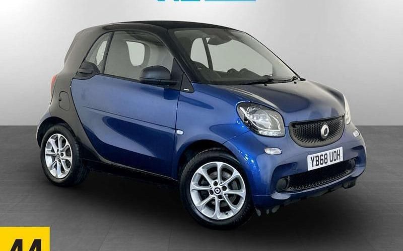 Black Used 2018 Smart ForTwo Coupé Passion Coupe | £3,495 (Fair price) - Image 1/2