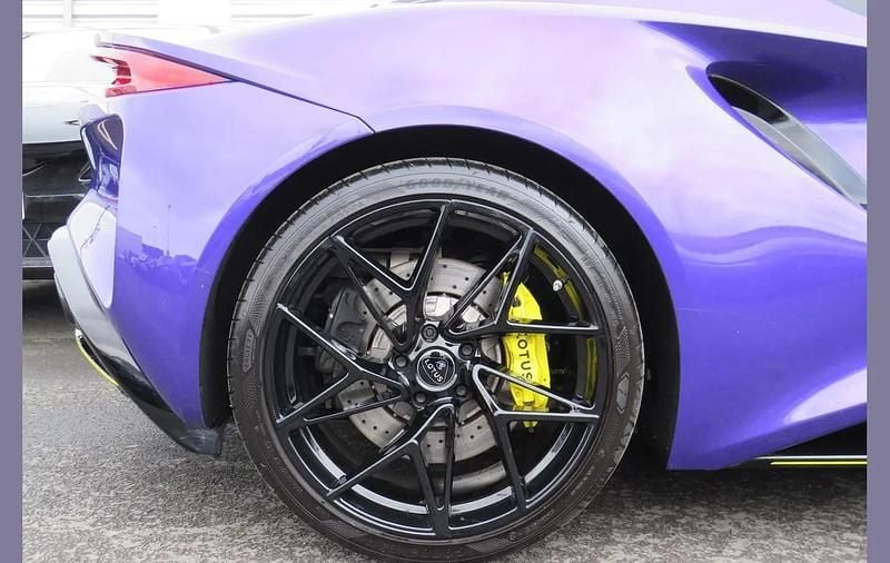 Used Lotus Emira 399 HP (293 kW) 2025 Other Coupe