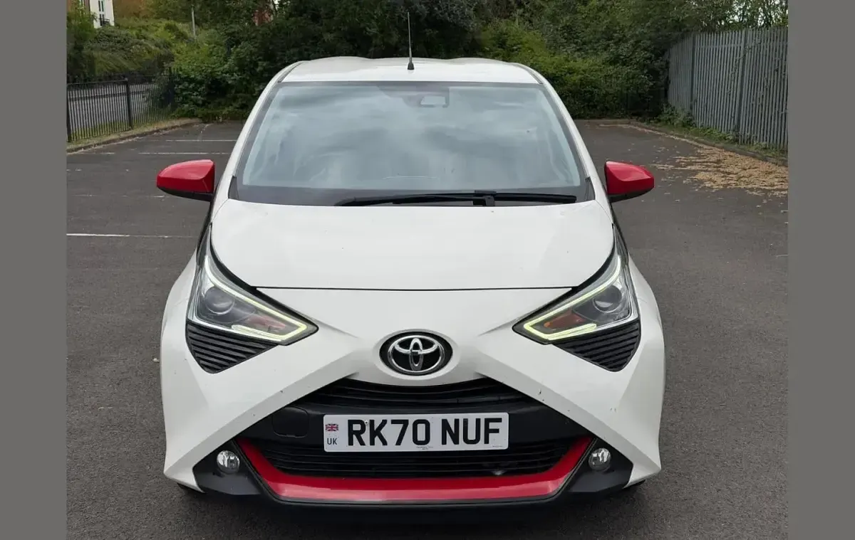 Gebraucht Toyota Aygo Trend 72 PS (52 kW) 2020 Weiß Kleinwagen