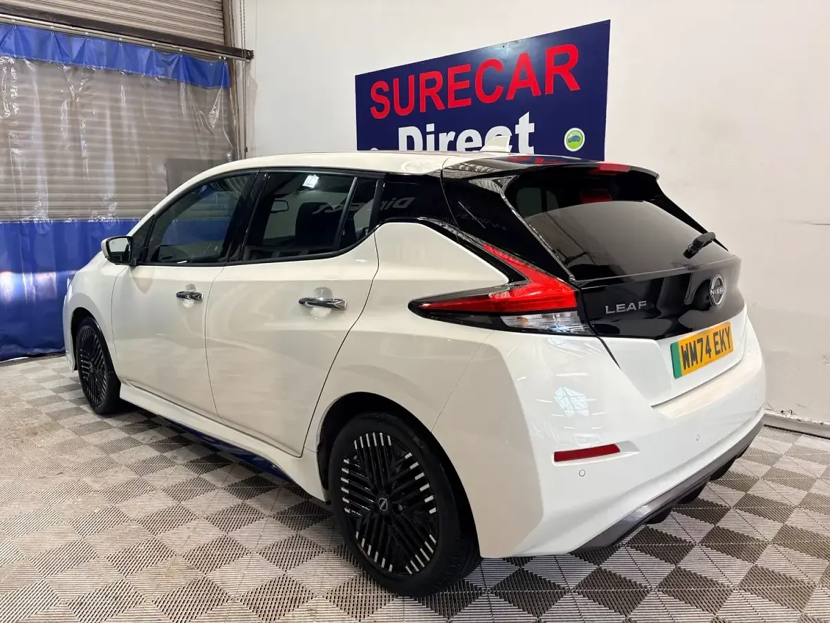 Used Nissan Leaf Shiro 110 kW (150 HP) 2024 White Hatchback