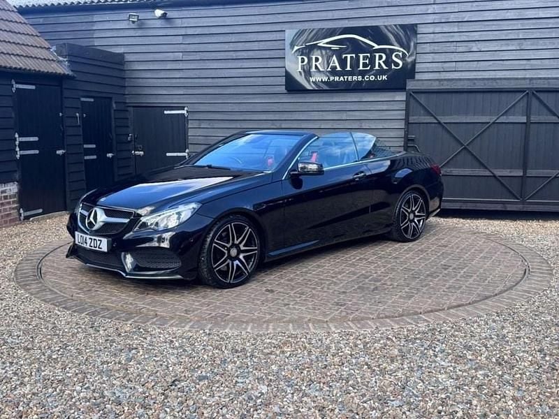 Usado Mercedes E400 AMG 2014 Preto Cabrios