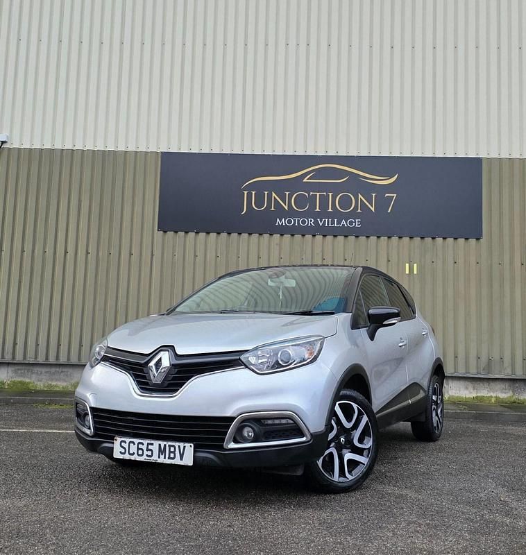 Second-hand Renault Captur Dynamique 90 CP (66 kW) 2015 Negru SUV